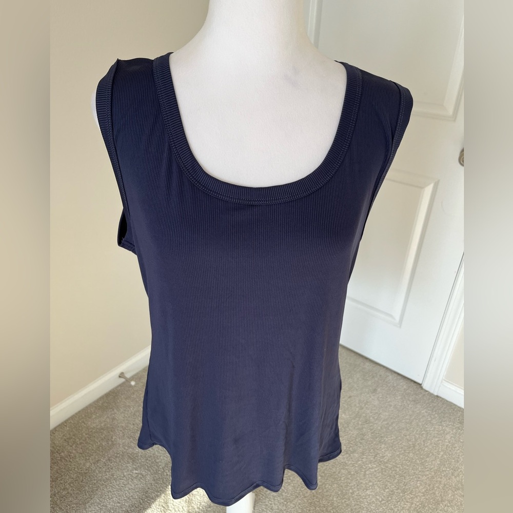 NWOT Freckled Poppy Navy 2X Tank